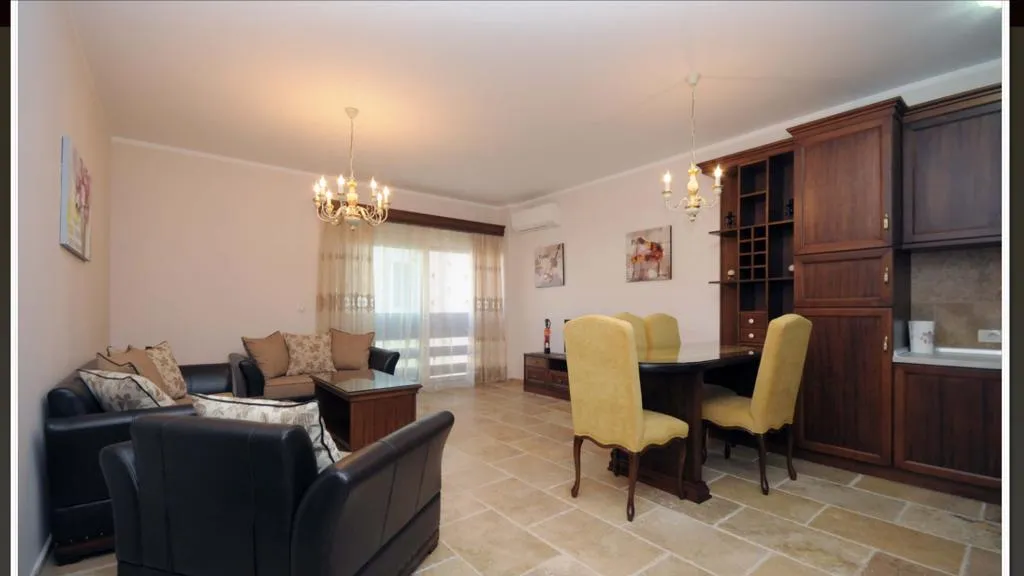 Двухкомнатная квартира в центре Будвы